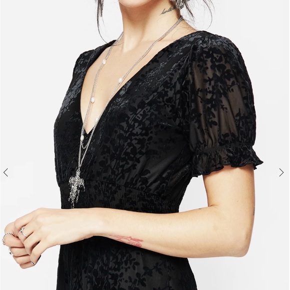 Disturbia Lilias Devoré Tiered Maxi Dress size 2 Black Velvet Goth Whimsygoth - Picture 3 of 14